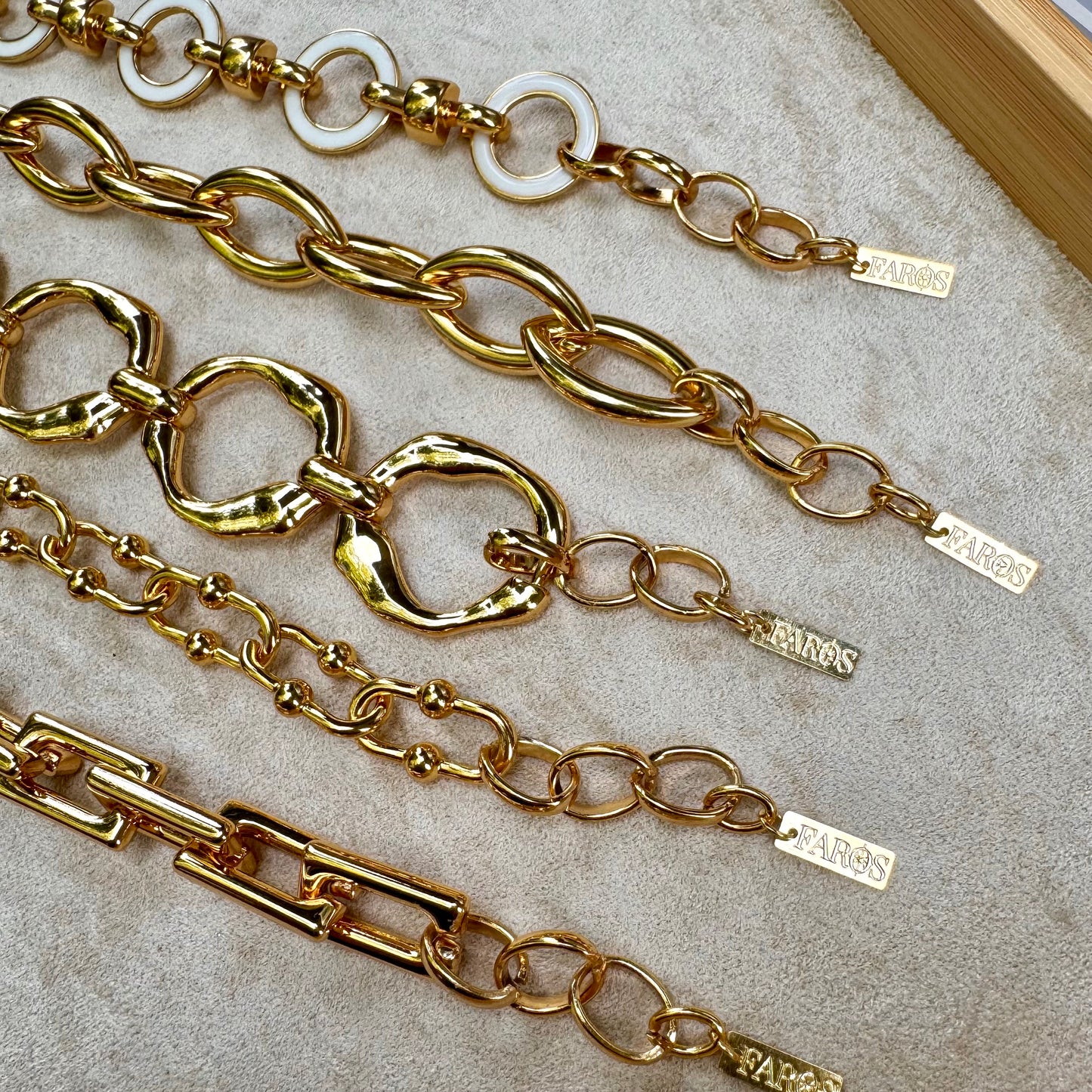 Elegant Bracelet - IVY