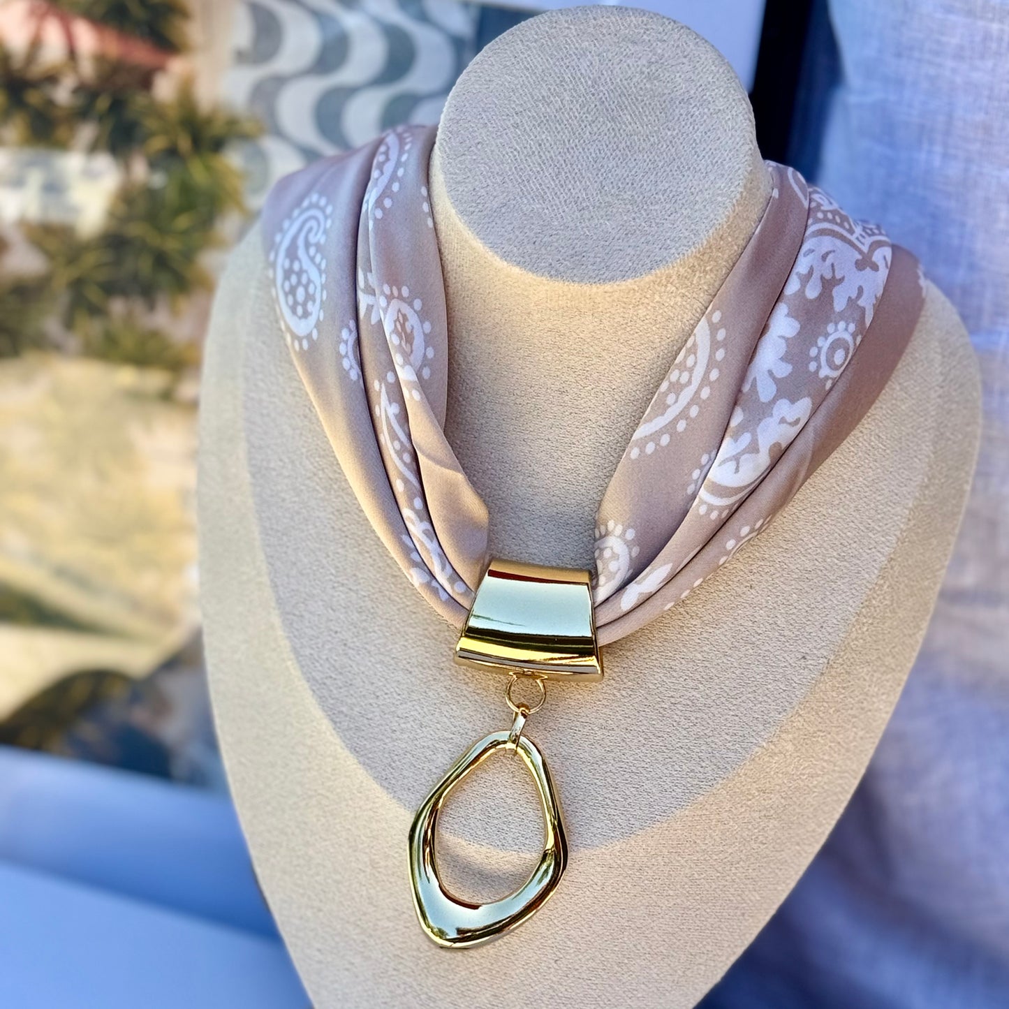 Scarf Necklace – LÚMEN
