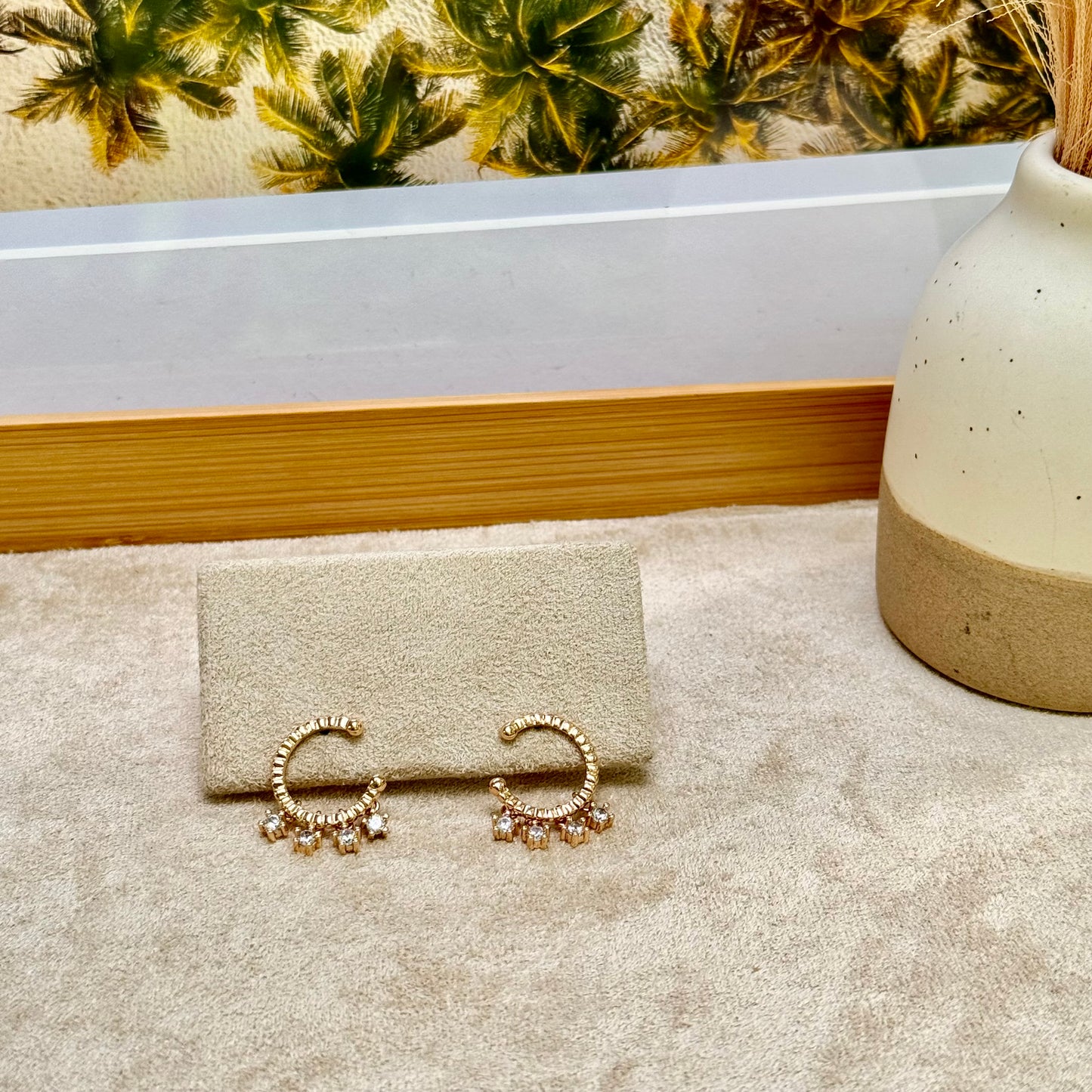 Round Sparkle Stud Earrings - VIDA