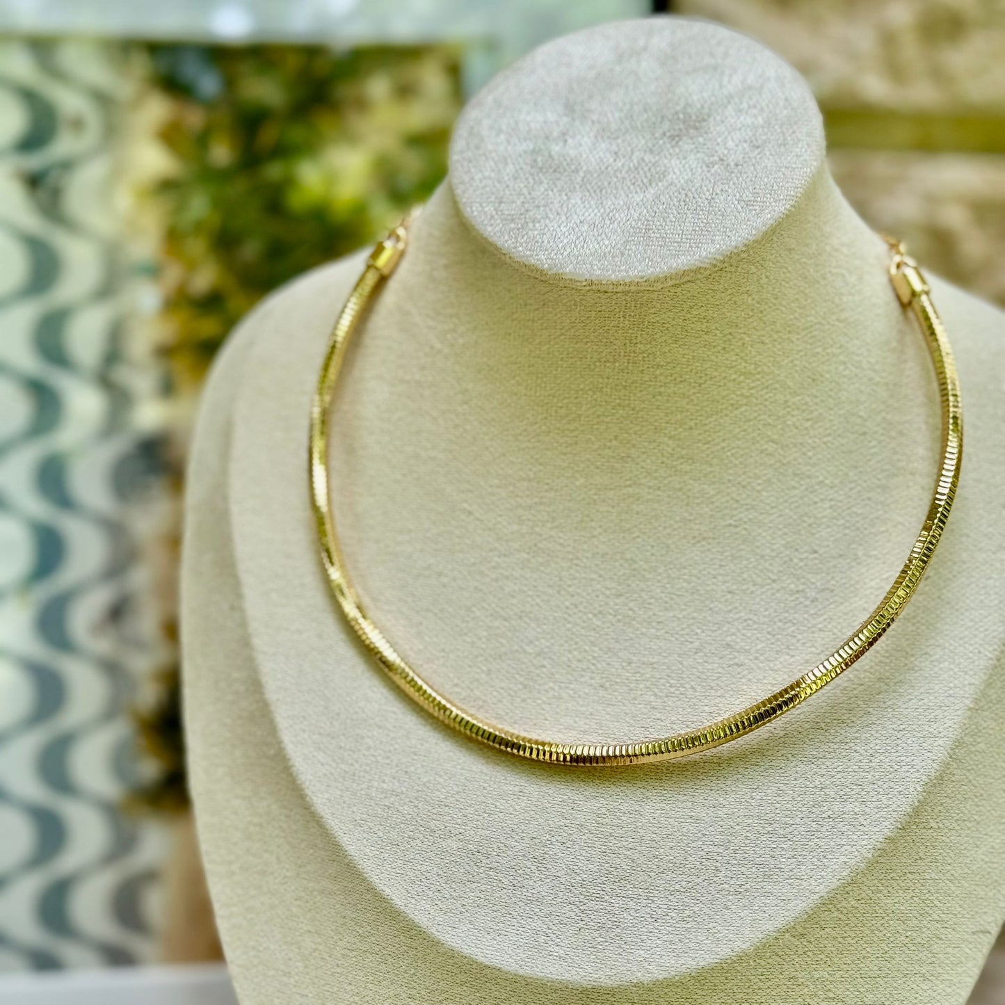 Stylish Necklace – LOLA