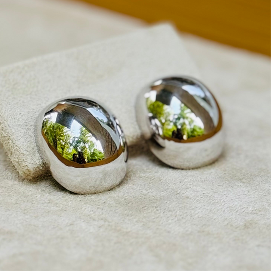 Fearless Shine Oval Earrings - ANA